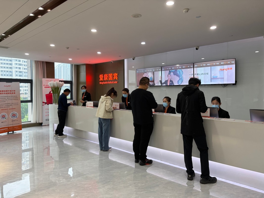 Yantai Double Plastic Industry organiserer medarbejdernes fysiske undersøgelse og teambuilding-aktiviteter